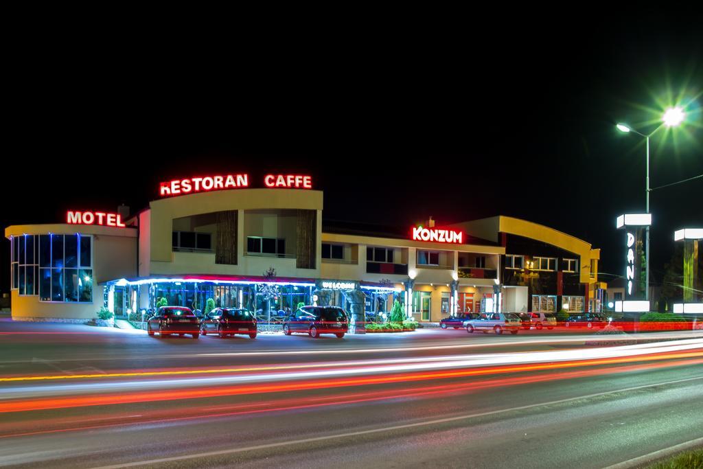 Motel Dani Nova Bila ภายนอก รูปภาพ